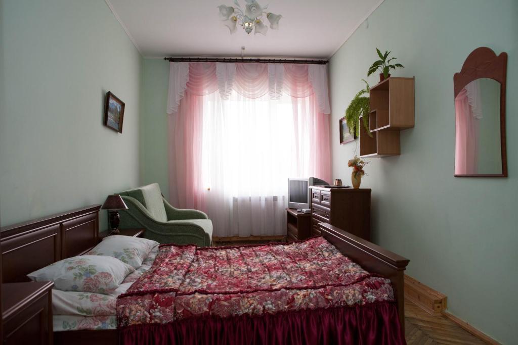 Ялинка Готель Vyškiv Pokoj fotografie
